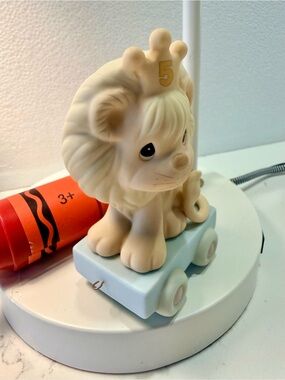 Precious Moments Cream Lion Pull-Along on Light Blue Wagon